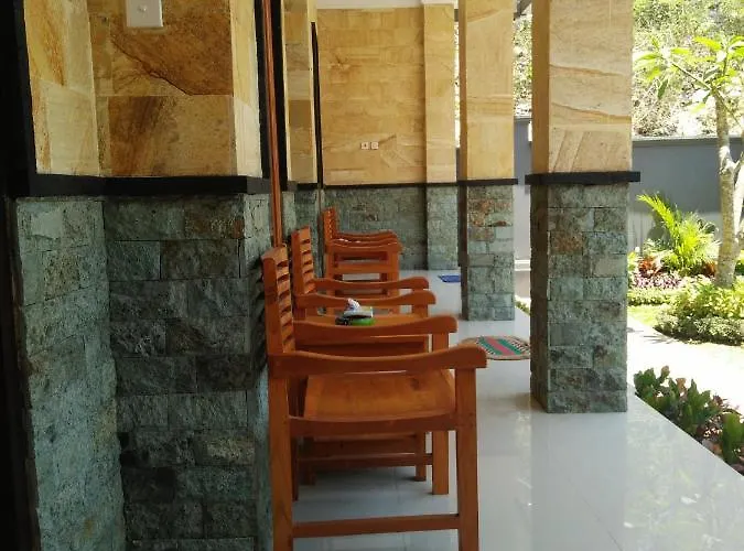 Yudis Guest house Toyapakeh